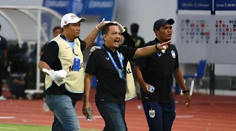  Kericuhan Suporter di Stadion Jatidiri Semarang, Kepala CEO PSIS Yoyok Sukawi Bocor