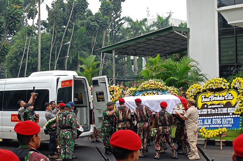 Jenazah Doni Monardo Dibawa dari Markas Kopassus ke TMP Kalibata - Bagian 1
