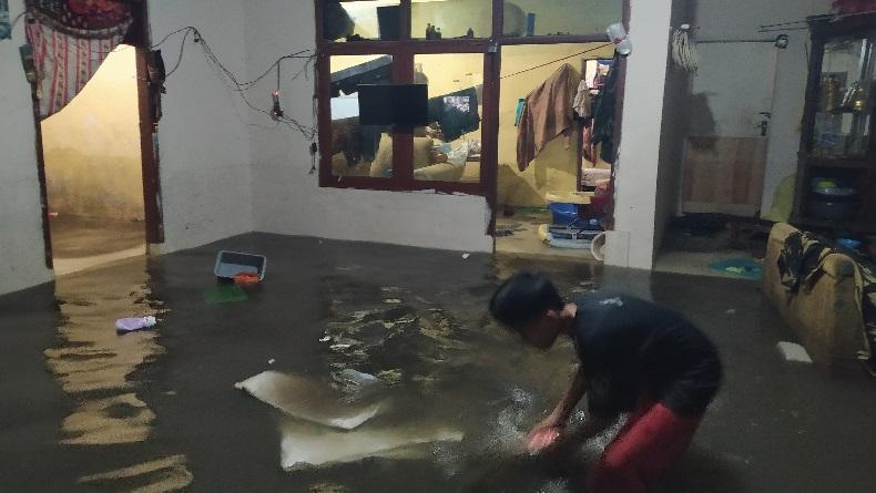 Banjir Rendam 350 Rumah Warga di Kota Cimahi, Ketinggian Air 3 Meter