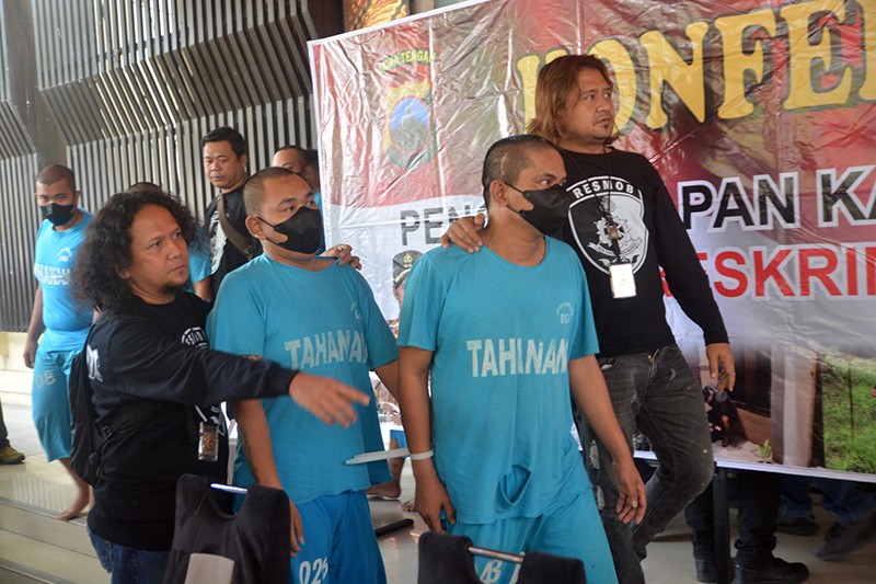 Tampang 8 Debt Collector Pelaku Penarikan Kendaraan dengan Kekerasan - Bagian 1