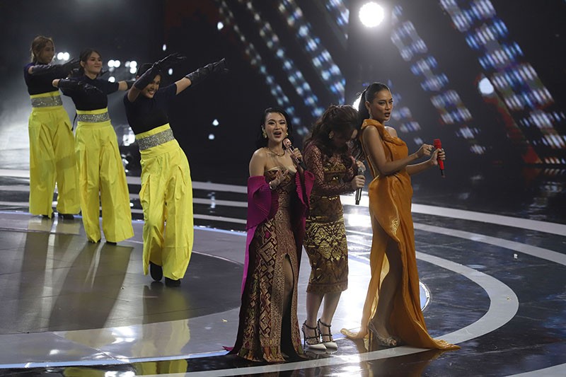 Wika Salim hingga Happy Asmara Nyanyi Dangdut Koplo Goyang Panggung IMA 2023 - Bagian 3