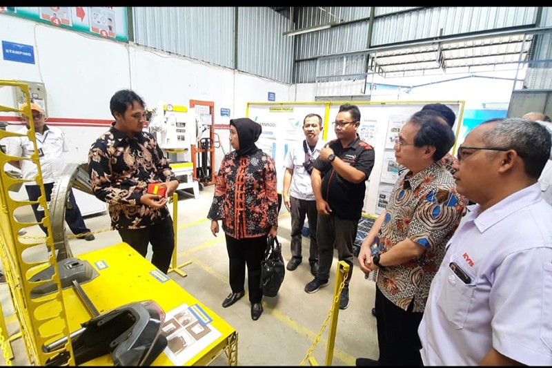Potensi IKM Tegal dalam Mendukung Rantai Pasok Industri Manufaktur Indonesia - Bagian 1