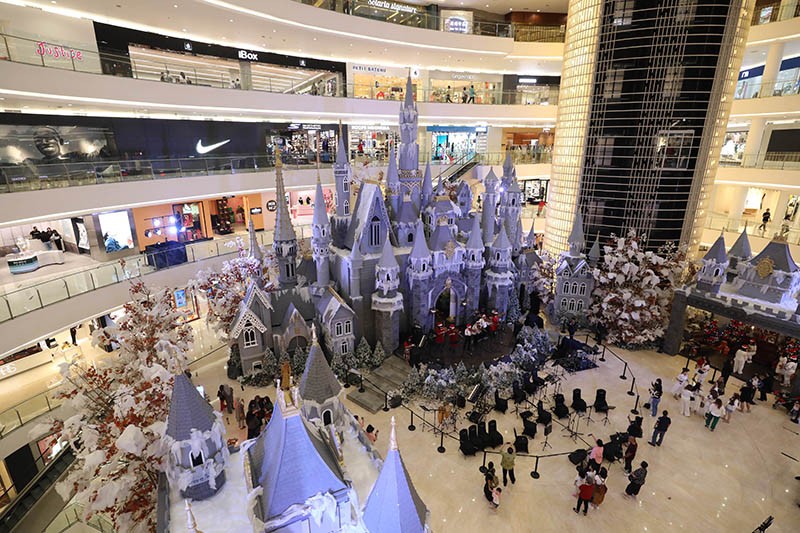 Ada Istana di Dalam Pusat Perbelanjaan Sambut Natal dan Tahun Baru 2024 - Bagian 3