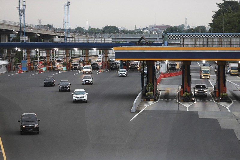2,8 Juta Kendaraan Tinggalkan Jakarta Lewat Jalan Tol saat Libur Natal dan Tahun Baru 2024 - Bagian 4