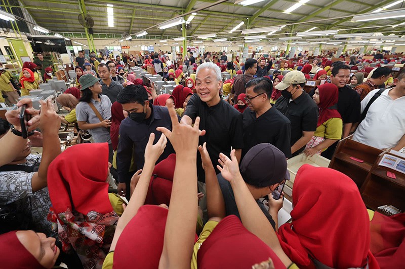 Ini Strategi Ganjar Pranowo Bangkitkan Geliat Industri Tembakau Nasional - Bagian 1