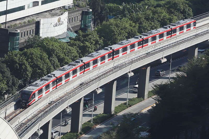 LRT Jabodebek Operasikan 240 Perjalanan pada 27-29 Desember 2023  - Bagian 3