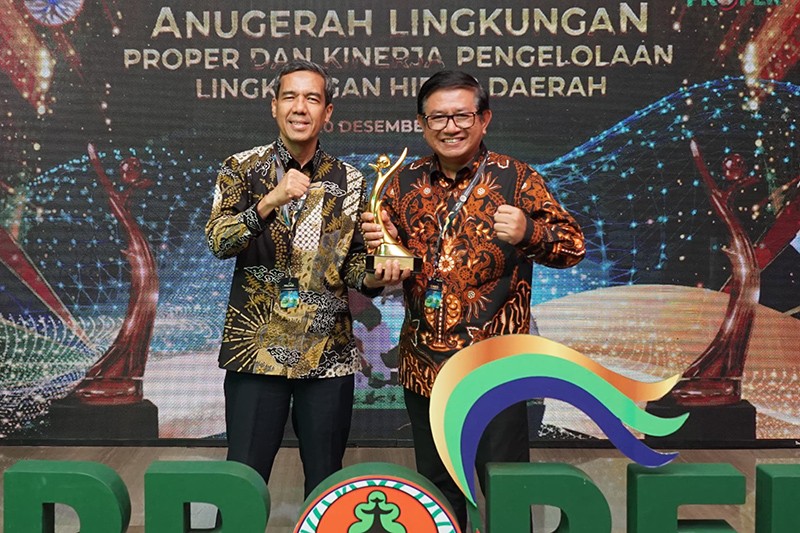 Petrokimia Gresik Terima Penghargaan Proper Emas dari Wakil Presiden Tiga Tahun Berturut-Turut - Bagian 1