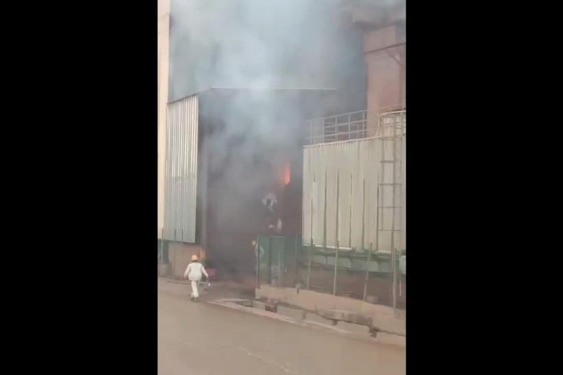 Sejumlah Pekerja Melompat dari Gedung Selamatkan Diri saat Ledakan Tungku Smelter di Morowali - Bagian 2