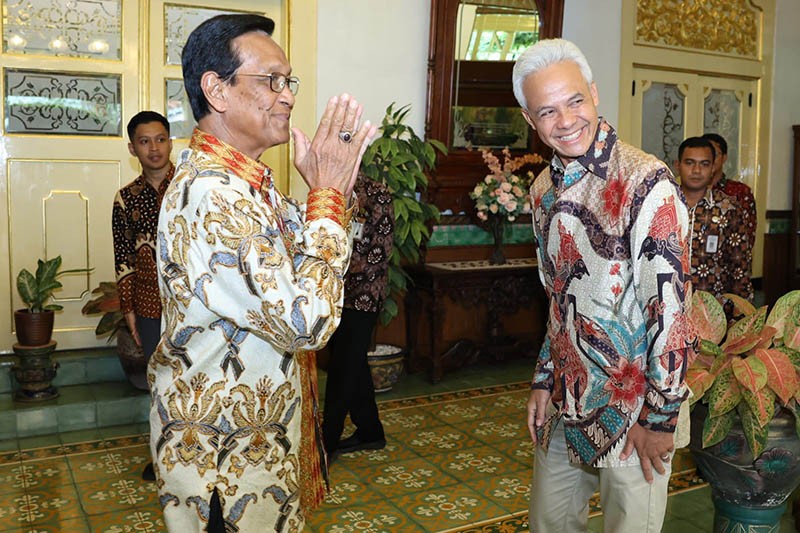Minta Nasihat dan Doa Restu, Ganjar Pranowo Temui Sri Sultan HB X di Yogya - Bagian 2