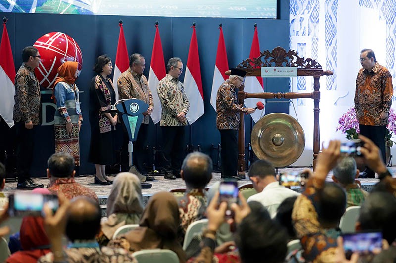 Wapres Ma'ruf Amin Buka Perdagangan Saham Tahun 2024 - Bagian 1