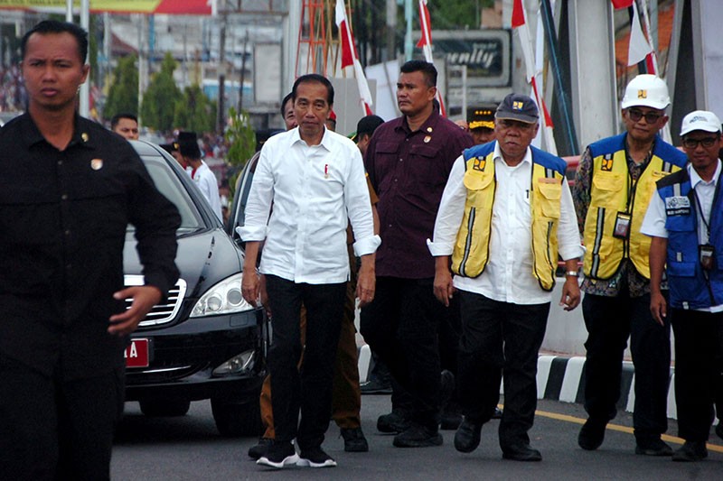 Presiden Jokowi Resmikan 6 Jembatan di Jalur Pantura - Bagian 1