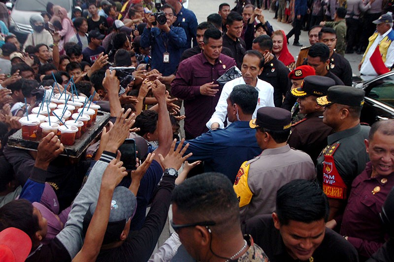 Presiden Jokowi Resmikan 6 Jembatan di Jalur Pantura - Bagian 2