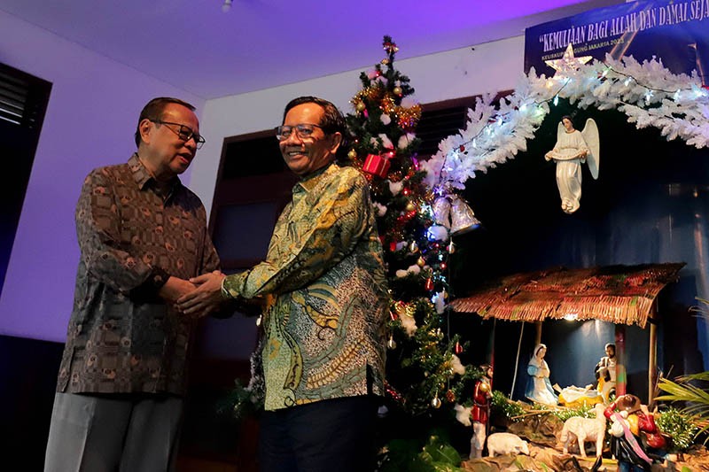 Mahfud MD Temui Uskup Agung Ignatius Suharyo - Bagian 1