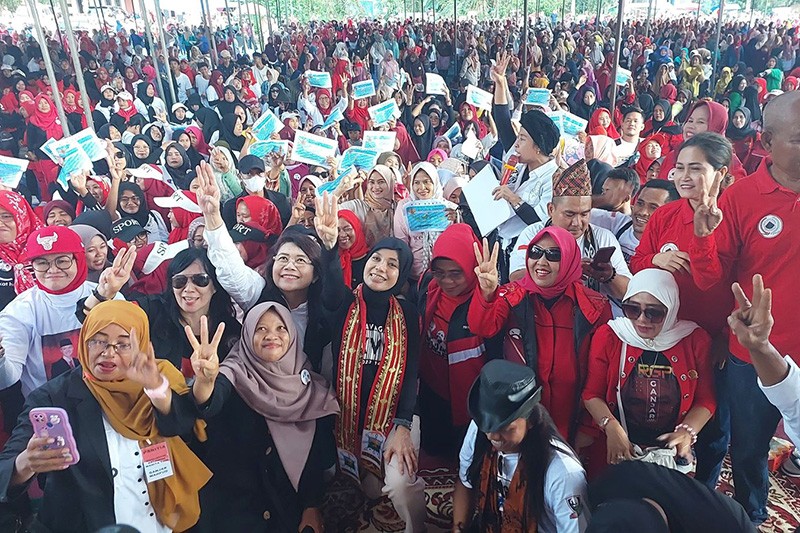 Ribuan Relawan Wanita Tani di Lampung Siap Menangkan Ganjar-Mahfud - Bagian 1