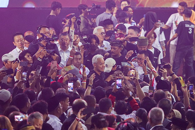 HT Dampingi Ganjar Hadiri Silaturahmi Kebangsaan Lintas Iman di Surabaya - Bagian 3