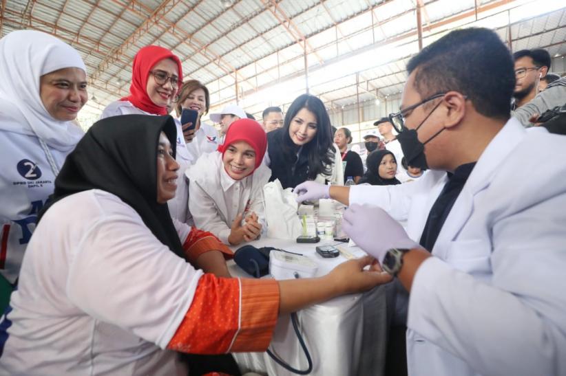 Siti Atikoh Puji Partai Perindo yang Menggelar Kampanye Simpatik - Bagian 3