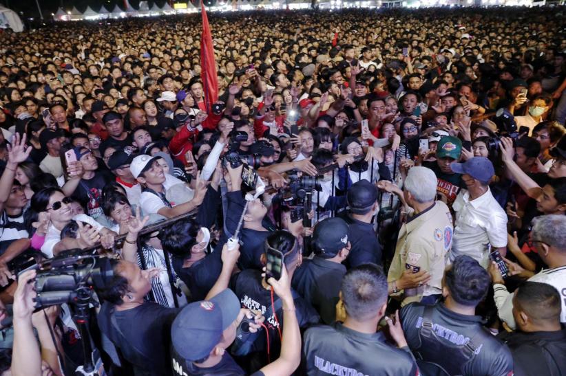 Puluhan Ribu Warga Sambut Ganjar, Optimistis Menang Total di Bali  - Bagian 1