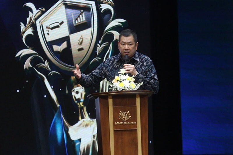 Hadir di Wisuda MNC University, HT Ingatkan Pentingya Soft Skill di Dunia Kerja - Bagian 1