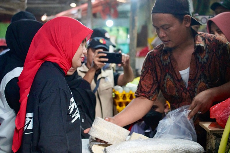 Siti Atikoh Sebut Tempe Produk Asli Indonesia, Sumber Protein Lebih Baik dari Susu - Bagian 1