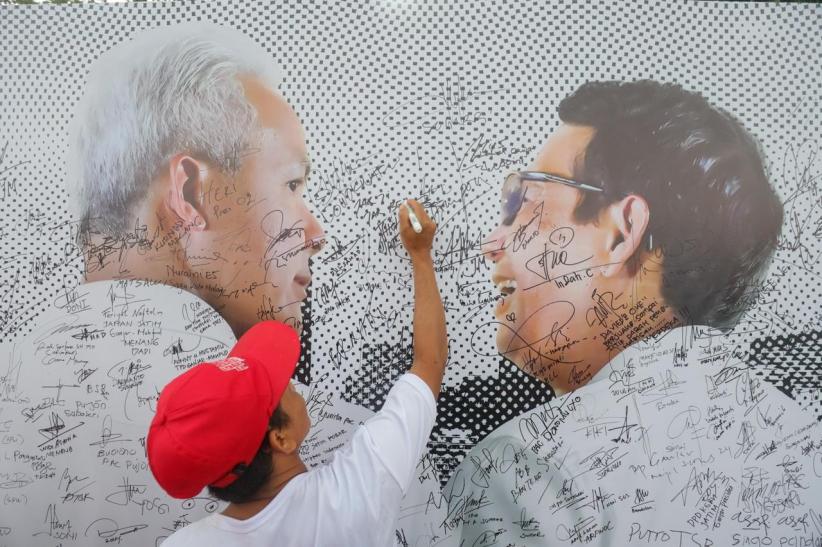Kedatangan Ganjar Pranowo di Kota Malang Disambut Kesenian Bantengan - Bagian 3