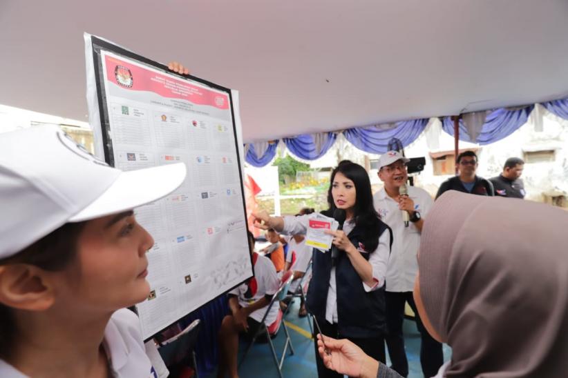 Liliana Tanoesoedibjo Turun Langsung Temui Warga Tanah Abang - Bagian 5