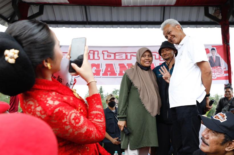 Ganjar Bertemu Ibu Hamil di Sleman, Tekankan Pentingnya Pencegahan Stunting Sejak Anak dalam Kandungan - Bagian 3