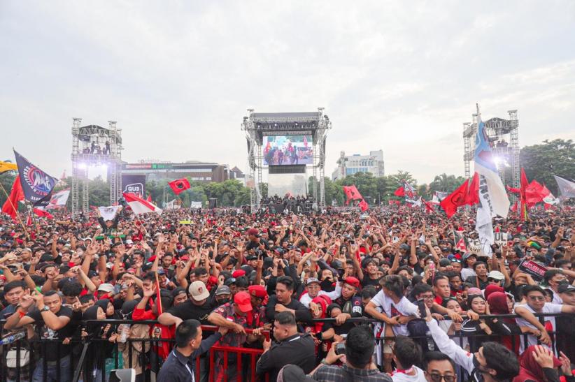 Foto-Foto Hajatan Rakyat di Semarang Dipenuhi Pendukung Ganjar-Mahfud - Bagian 3