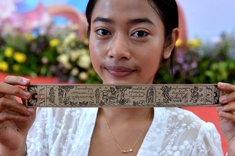 Lomba Menggambar di Atas Daun Lontar - Bagian 2