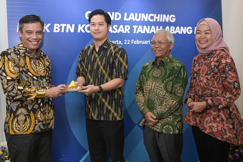 Pembukaan KCP Tanah Abang Penuhi Kebutuhan Transaksi Perbankan Para Pedagang - Bagian 3