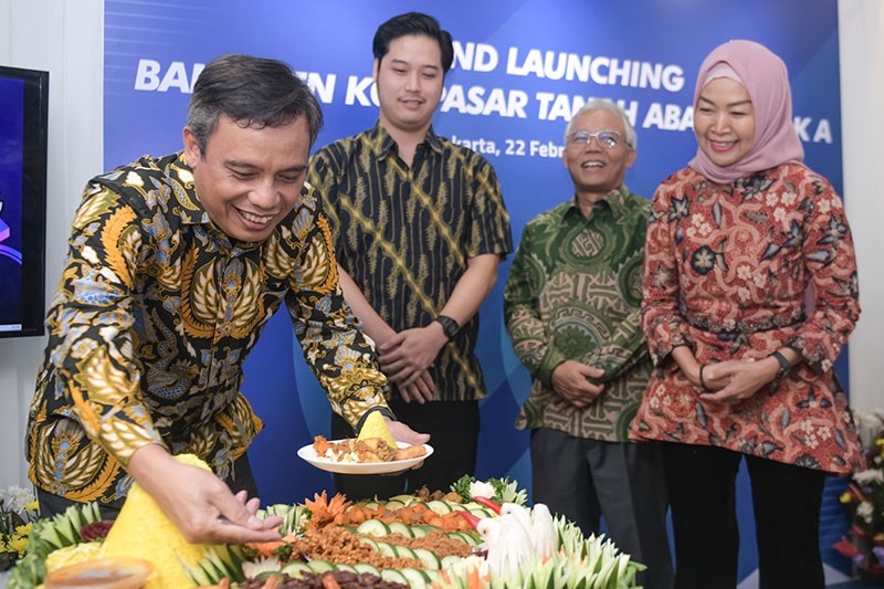 Pembukaan KCP Tanah Abang Penuhi Kebutuhan Transaksi Perbankan Para Pedagang - Bagian 1