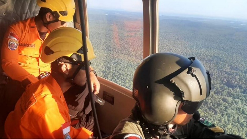 Pesawat Kargo Smart Air Ditemukan di Binuang, Evakuasi Dilakukan Minggu Pagi 