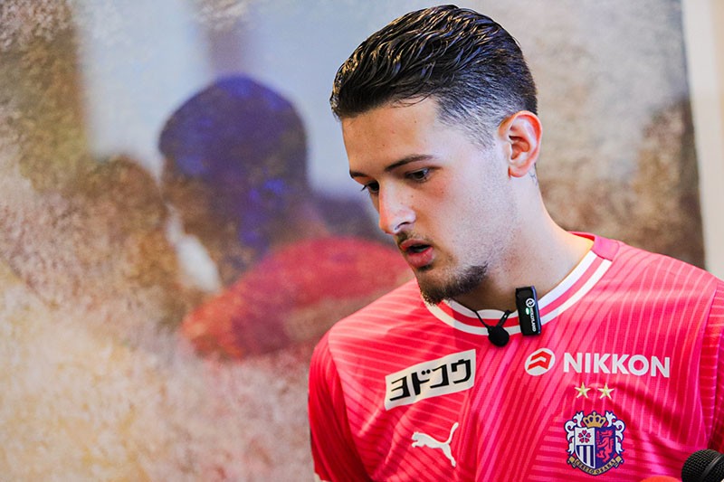 Kejutan, Justin Hubner Gabung Klub Kasta Teratas Liga Jepang Cerezo Osaka - Bagian 3