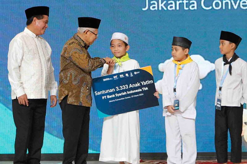 Berbagi Keberkahan Ramadan, Wapres Berikan Santunan bagi 3.333 Anak Yatim - Bagian 1