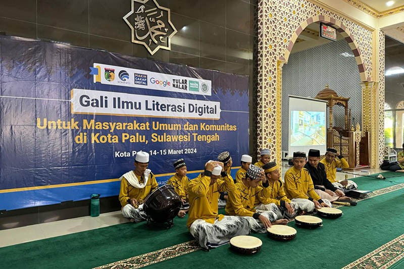 Kemenkominfo Ajak Masyarakat Kota Palu Berperan Aktif untuk Kenali Hoaks dan Minsinformasi - Bagian 2