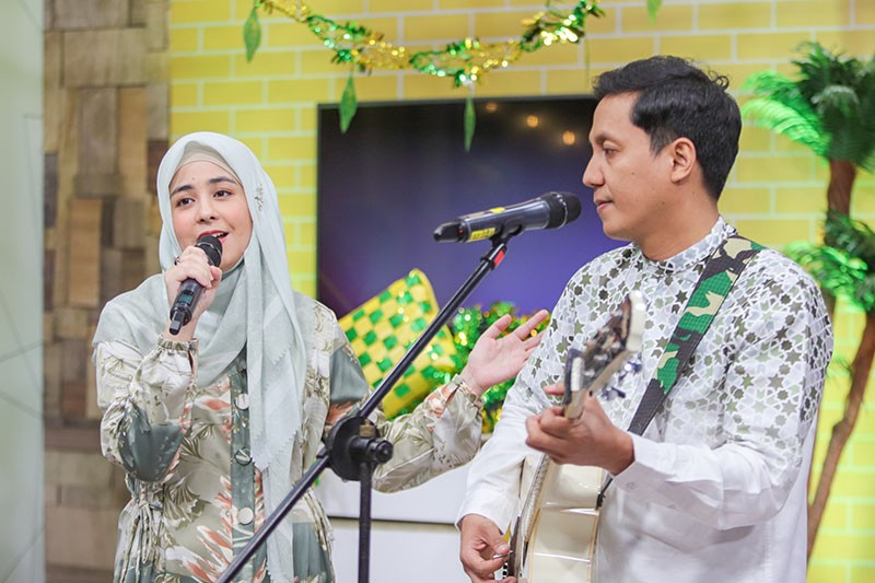 Potret Cantiknya Risty Tagor Berhijab - Bagian 3