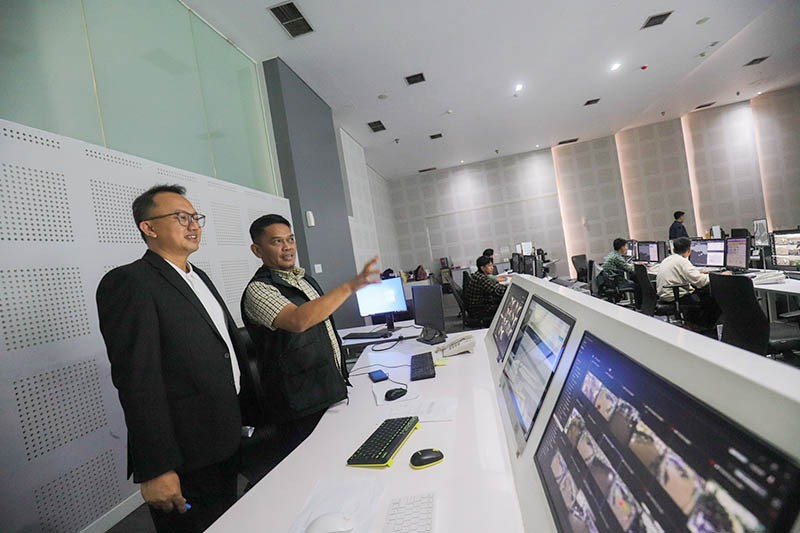 Intip Ruang Kontrol Bandara Soetta, Awasi Operasional hingga Keberangkatan dan Kedatangan Pesawat - Bagian 2