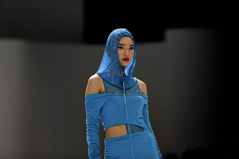 Deretan Koleksi Busana Indonesia Fashion Week 2024 Hari Kedua - Bagian 5