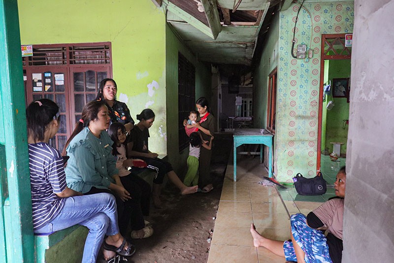 Begini Kondisi Rumah Warga akibat Ledakan Gudang Amunisi Kodam Jaya - Bagian 3