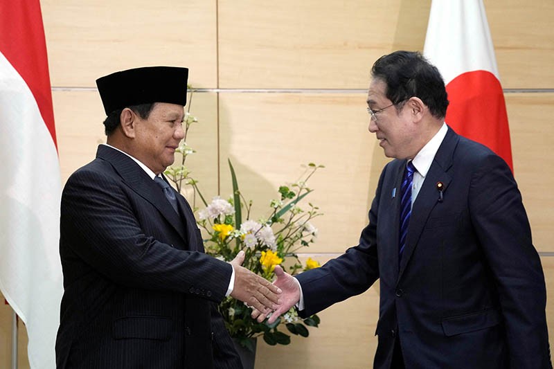 Usai Penuhi Undangan Presiden China, Prabowo Bertemu PM Jepang Fumio Kishida - Bagian 1