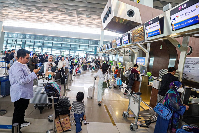 Suasana Bandara Soekarno-Hatta H -6 Idul Fitri 1445 H Dipadati Pemudik - Bagian 5