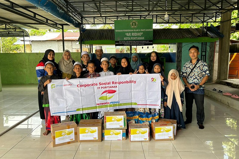 Hadirkan Energi Kebersamaan Idul Fitri, Elnusa Petrofin Salurkan 9.264 Paket Sembako di Seluruh Indonesia - Bagian 4