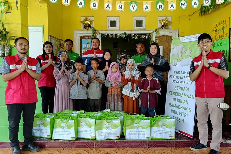 Hadirkan Energi Kebersamaan Idul Fitri, Elnusa Petrofin Salurkan 9.264 Paket Sembako di Seluruh Indonesia - Bagian 1