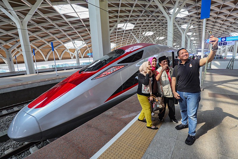 Mudik Lebaran Naik Kereta Cepat Whoosh ke Bandung, Tiket hingga Rp600.000 - Bagian 3
