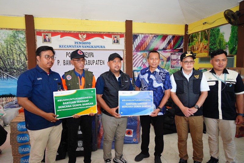 Tim Medis Satgas Bencana Nasional BUMN Jatim Tangani 2.100 Warga Terdampak Gempa Bawean - Bagian 3