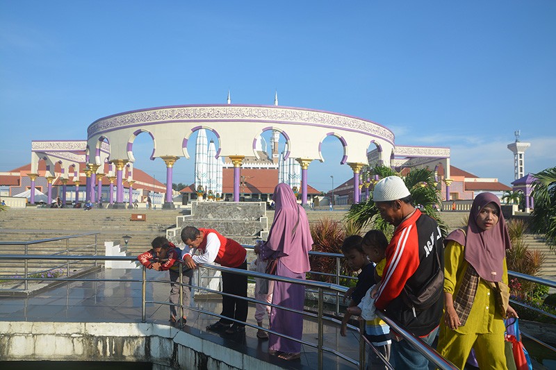Wisata Religi ke Masjid Agung Jawa Tengah saat Libur Lebaran - Bagian 1