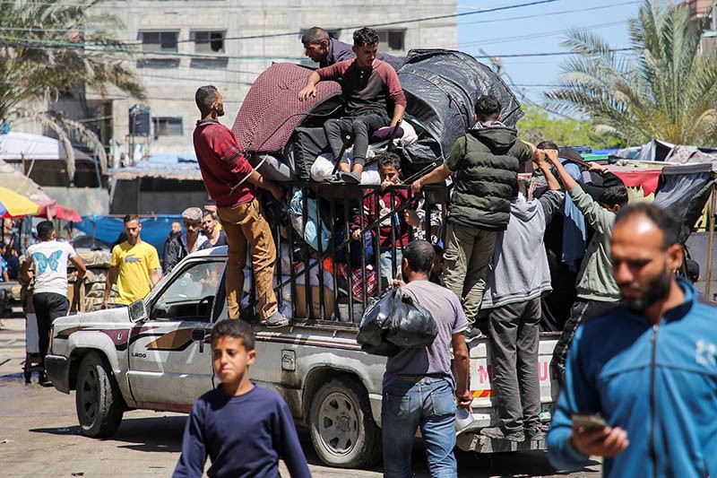 Derita Rakyat Palestina Belum Berakhir, Israel Invasi Besar-besaran ke Rafah Hari Ini - Bagian 2