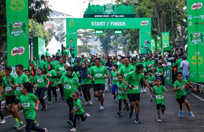Ribuan Warga Bandung Ikuti Road to Milo Activ Indonesia Race 2024 - Bagian 1