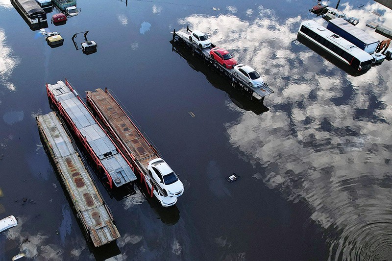 Dampak Banjir Besar Terjang Brasil hingga Pesawat Terendam Air - Bagian 4