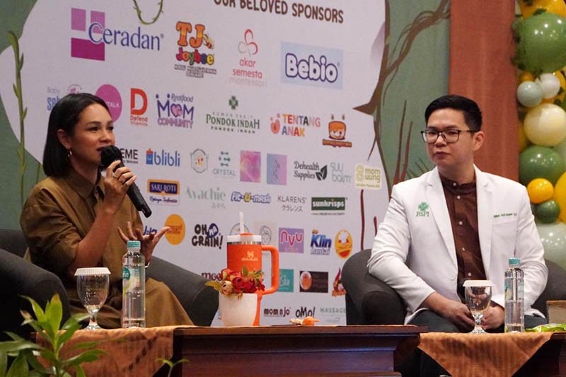 Peran Penting Orang Tua Membimbing Penggunaan Gadget bagi Tumbuh Kembang Anak - Bagian 2
