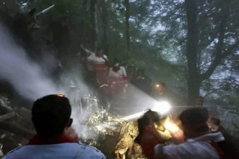 Penampakan Helikopter Bawa Presiden Iran Sebelum Jatuh dan Hancur - Bagian 2
